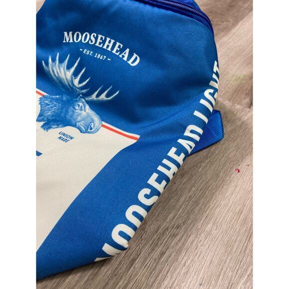 Moosehead Light Beer Backpack Cooler 15 Can Capacity Blue Insulated Vintage - Picture 4 of 9